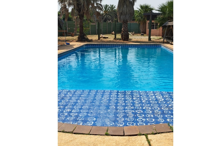 4 Bedroom Property for Sale in Wilkoppies North West